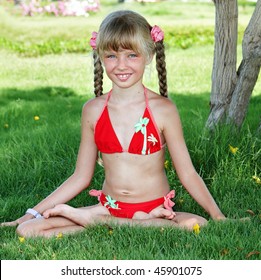 Girl Sit Yoga Position Lotus Stock Photo 45901075 | Shutterstock