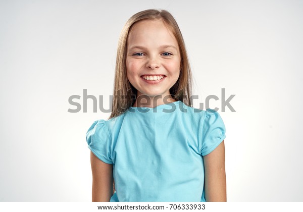 girl-smile-600w-706333933.jpg