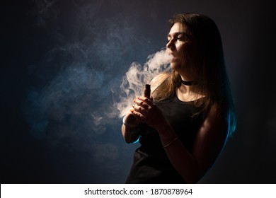 287 Woman with vape pen Images, Stock Photos & Vectors | Shutterstock