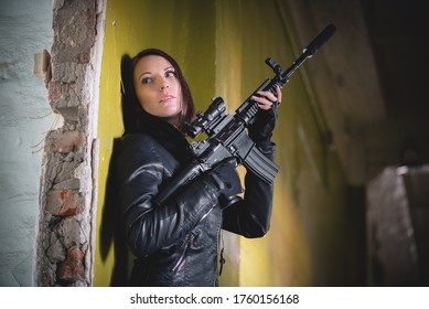 4,967 Female with sniper rifle Images, Stock Photos & Vectors ...