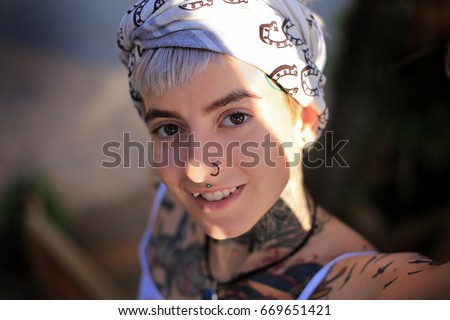 tattoos girl piercing