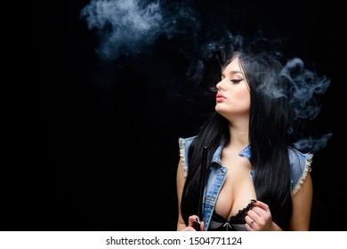 Sexy Mature Smokers