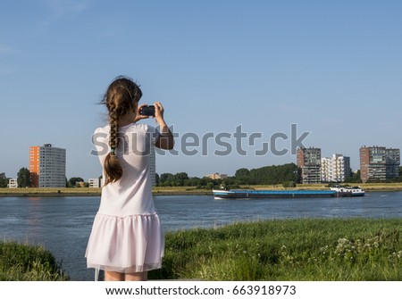 An der Elbe feminin