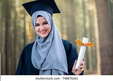 graduation dress hijab