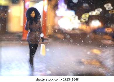 Girl Winter Night In The City - Walk