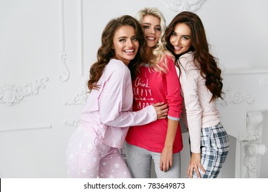 nightwear clothing