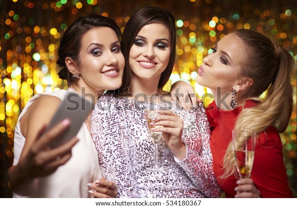 Girls Taking Selfie Party Stock Photo 534180367 | Shutterstock