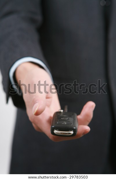 give key for\
car