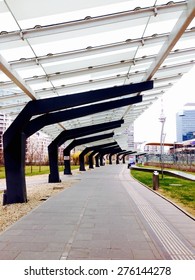 Glaas Canopy And Walkway In The City 