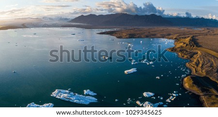 Foto Bild Eisberge bei Sonnenuntergang