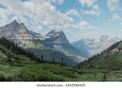 Glacier National Park, Montana USA, Whitefish MT, Waterfalls, Alpine Lake, Mountain Adventure, National Parks of USA, North America, Holidays in North America, Alpine Landscape, Glacier Montana - Powered by Shutterstock