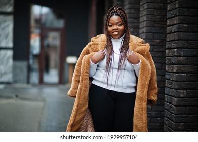 Glamorous African American Woman In Warm Fur Coat Pose At Street.