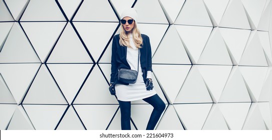 Glamorous Blonde On The Street. Urban Fashion  Style