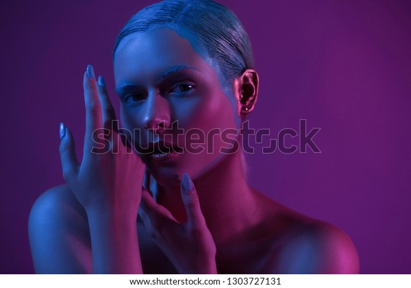pro model poses