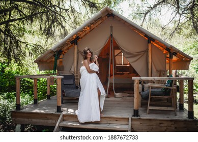 271 Glamping For Girls Stock Photos, Images & Photography | Shutterstock