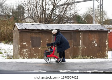 Glasgow, Scotland, UK, January 9th 2021, Old And Vulnerable Senior Citizen Struggling During Winter