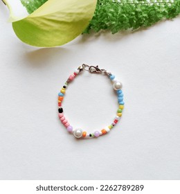 Glass Beads Bracelet Rainbow on White Background, Isolated Beads on White Background, Glass Beads Bracelet, Jewelry making, Jewelry Design, Handmade Jewelry, Handmade Beads Bracelet