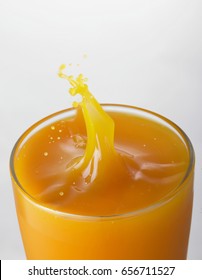 324 Juice from orange squirting Images, Stock Photos & Vectors ...