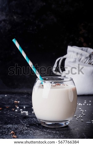 Vegane Reismilch, milchfreie Alternativmilch