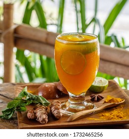 jamu asam kunyit images stock photos vectors shutterstock https www shutterstock com image photo glass jamu kunir asam traditional indonesian 1732465256