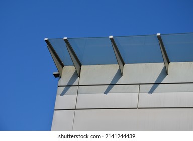 214 Target facade entrance Images, Stock Photos & Vectors | Shutterstock