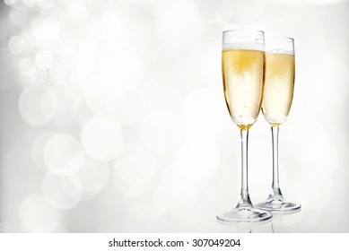 Anniversaire Champagne Photos Et Images De Stock Shutterstock