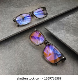 Glasses ￼simplistic Layout Product Coal Tile Shot