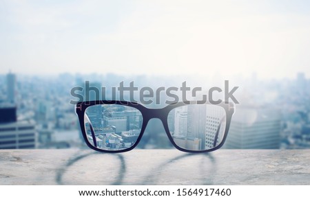 Glasses that correct eyesight from blurred to sharp