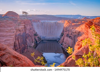 Glen Canyon Dam At Sunset, Page Arizona, US