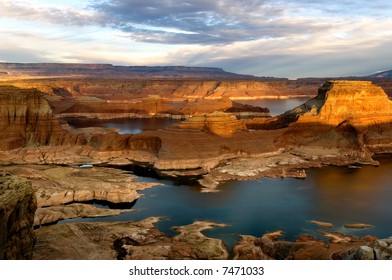 Glen Canyon National Recreation Area, Alstrom Point