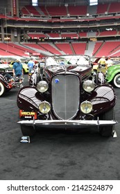 Glendale Arizona 3-17-2022 Vintage Packard Automobile At The Mecum Car Auction