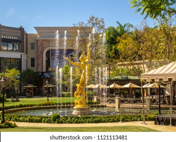 Glendale, CA / USA: October 9 2011: Fountain And Stores At Americana At Brand Mall In Glendale, CA