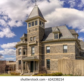 Glenview Mansion Built In 1877, Once The Home Of One John Bond Travor, Now Forms A Large Part Of The Hudson River Museum.