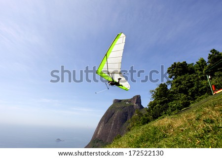 Gliding flight in the beautiful stone, Rio de Janeiro