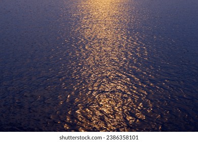 https://image.shutterstock.com/image-photo/glistening-ocean-water-surface-ripple-260nw-2386358101.jpg