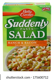 GLOUCESTER, VA - DECEMBER 26, 2013: Suddenly Salad Pasta Ranch & Bacon Mix, Betty Crocker Is A Cultural Icon, As Well As Brand Name And Trademark Of American Fortune 500 Corporation General Mills.