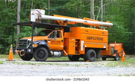 GLOUCESTER, VIRGINIA - SEPTEMBER 22, 2015: Asplundh clearing Dominion power lines, Asplundh Tree Expert Co.an American company for tree and vegetation management for municipal, utility and government 