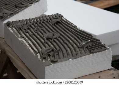 Glue On White Rigid Polyurethane Foam Sheet For House Insulation. 