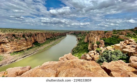 Gnadikota_fort Great Canyon Of India