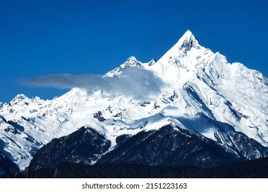 Goddess Peak around Meili Snow Mountain in China