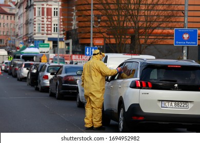 Goerlitz Germany - April 4, 2020: Strict Corona Controls And 6 Hours Of Waiting At The Border Crossing At Stadtbrücke In Görlitz, Germany To Zgorzelec, Poland Are Just A Foretaste Of Easter Traffic
