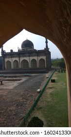 Gol Gum Bad Is The Crypt Of Mohammad Adil Shah And He Was 7th Ruler Of Adil Shah Dynasty 