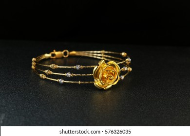 Gold bangle jewellery