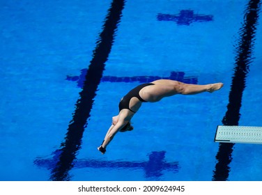 GOLD COAST, AUSTRALIA - APRIL 14, 2018: Julia Vincent of South Africa competes in the Women's 1m Springboard Diving Final of the Gold Coast 2018 Commonwealth Games.