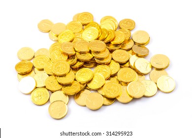 55,768 Pile of gold coins isolated Images, Stock Photos & Vectors ...