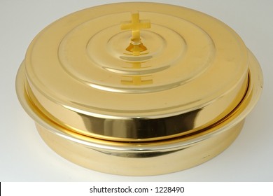 Gold Communion Tray With Lid On