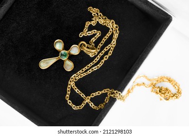 Gold Cross Necklace With Nacre And Emerald In Black Box