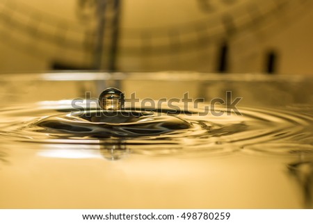 Gold drop catches the clockwise