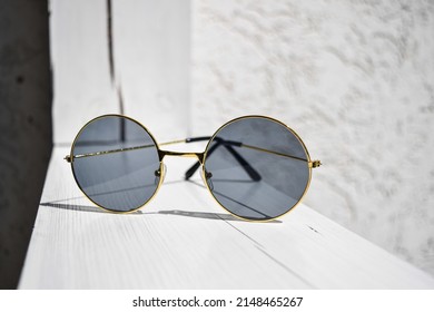 Gold Frame Sunglasses With Dark Round Lenses