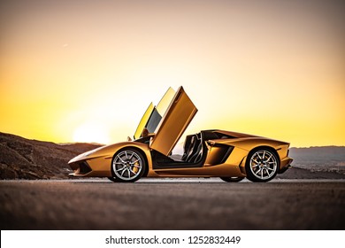 Gold Lamborghini Aventador Sunset
Lowkey Captures
Las Vegas, Nevada / USA - November
